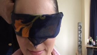 Oldje - Blindfold Game with Kate, Donald