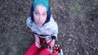 Laruna_Mave - Fucked a Teen in the Woods by the Road &brvbar;